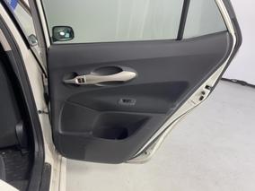 Photo '19' of Toyota Auris