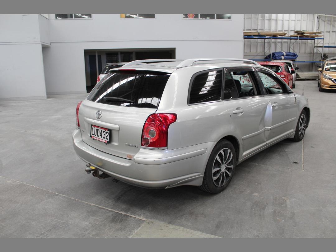 Photo '7' of Toyota Avensis Photo '7' of Toyota Avensis