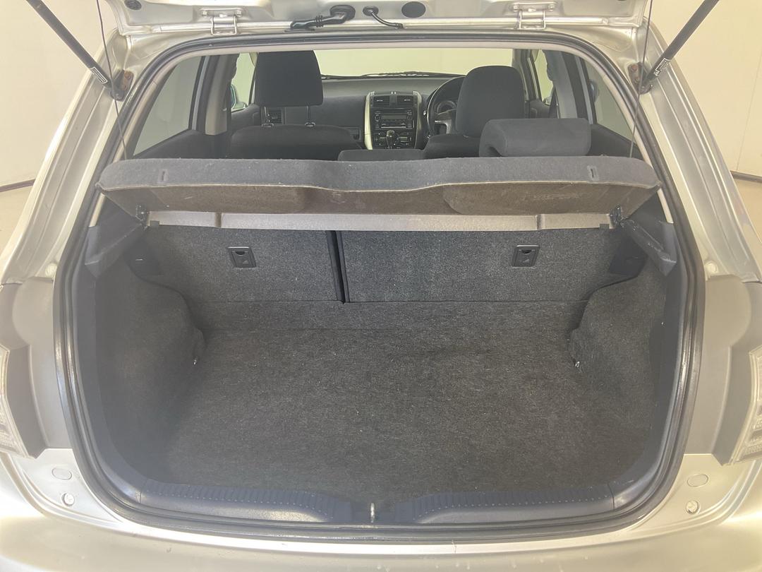 Photo '14' of Toyota Blade