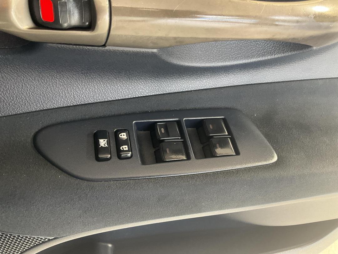 Photo '29' of Toyota Blade