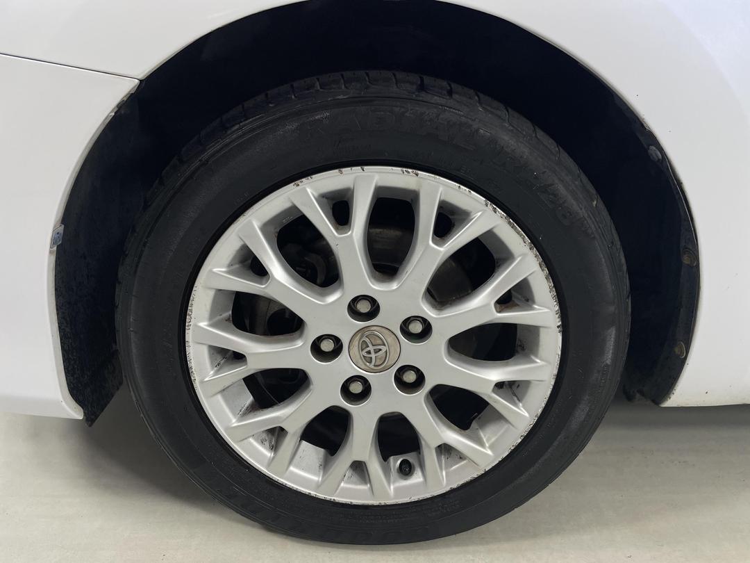 Photo '10' of Toyota Blade