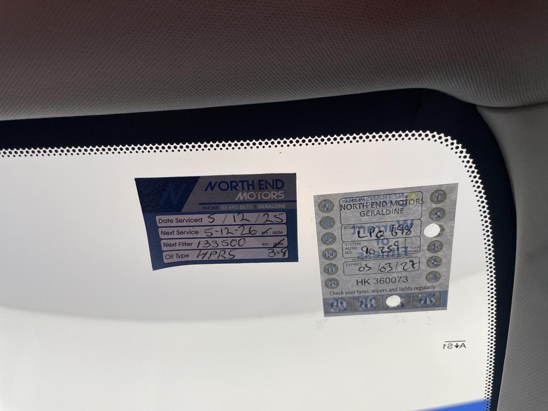 Photo '26' of Toyota Blade