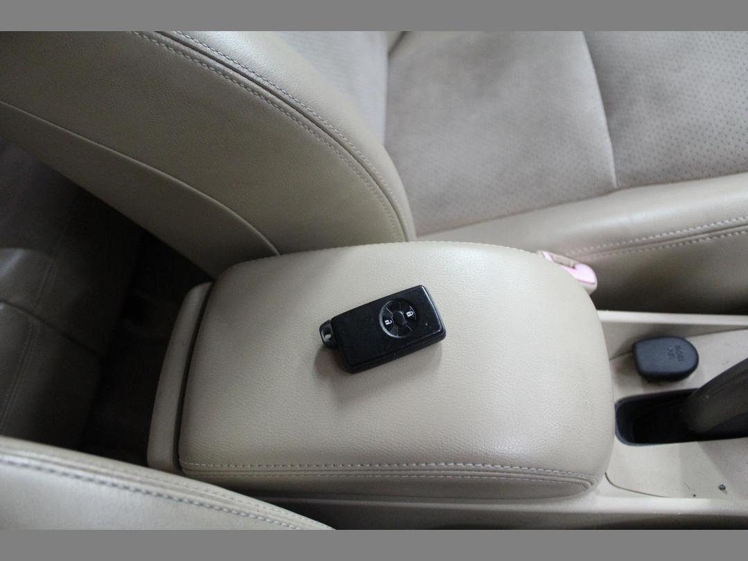 Photo '11' of Toyota Blade