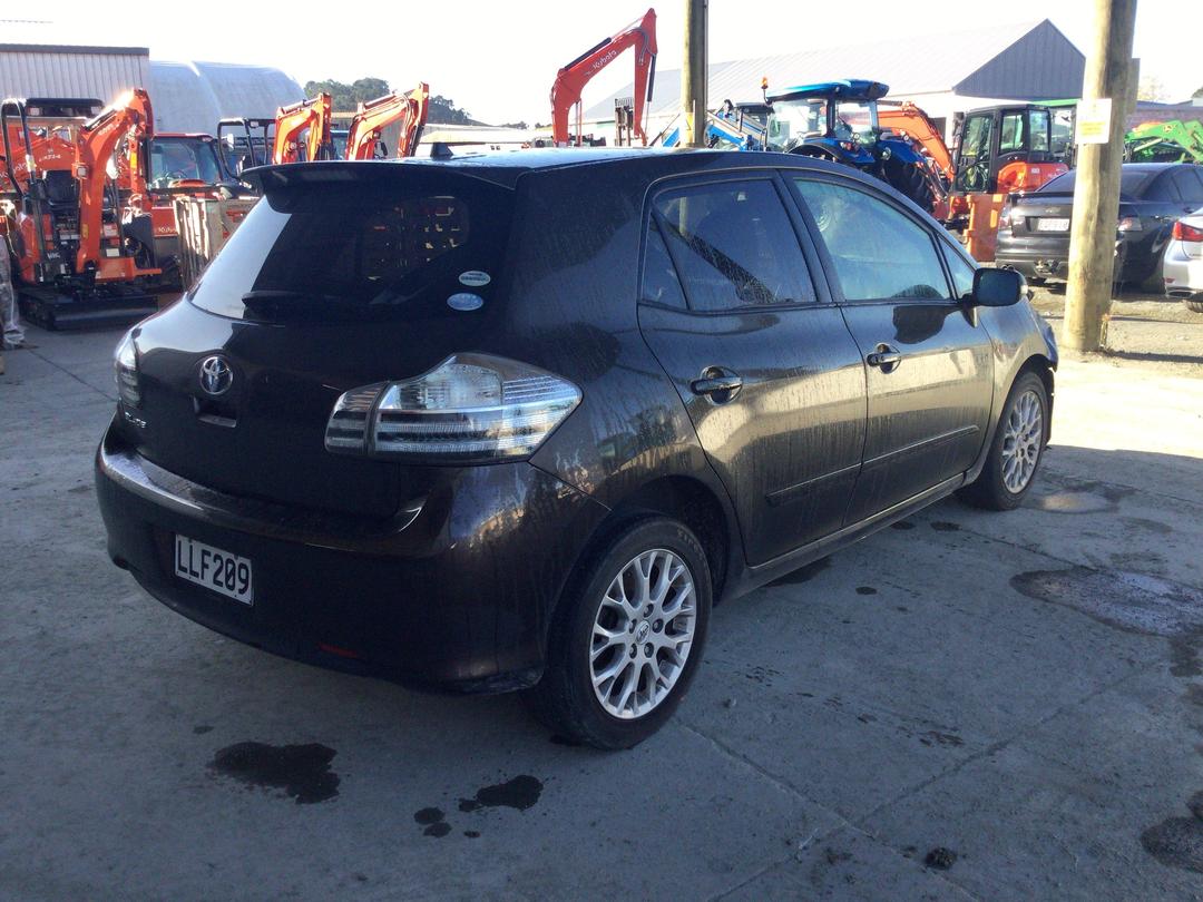 Photo '3' of Toyota Blade