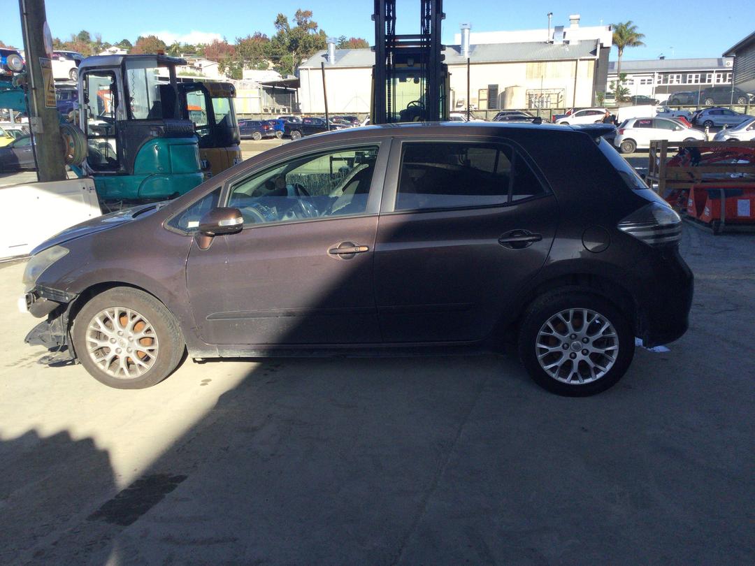 Photo '6' of Toyota Blade