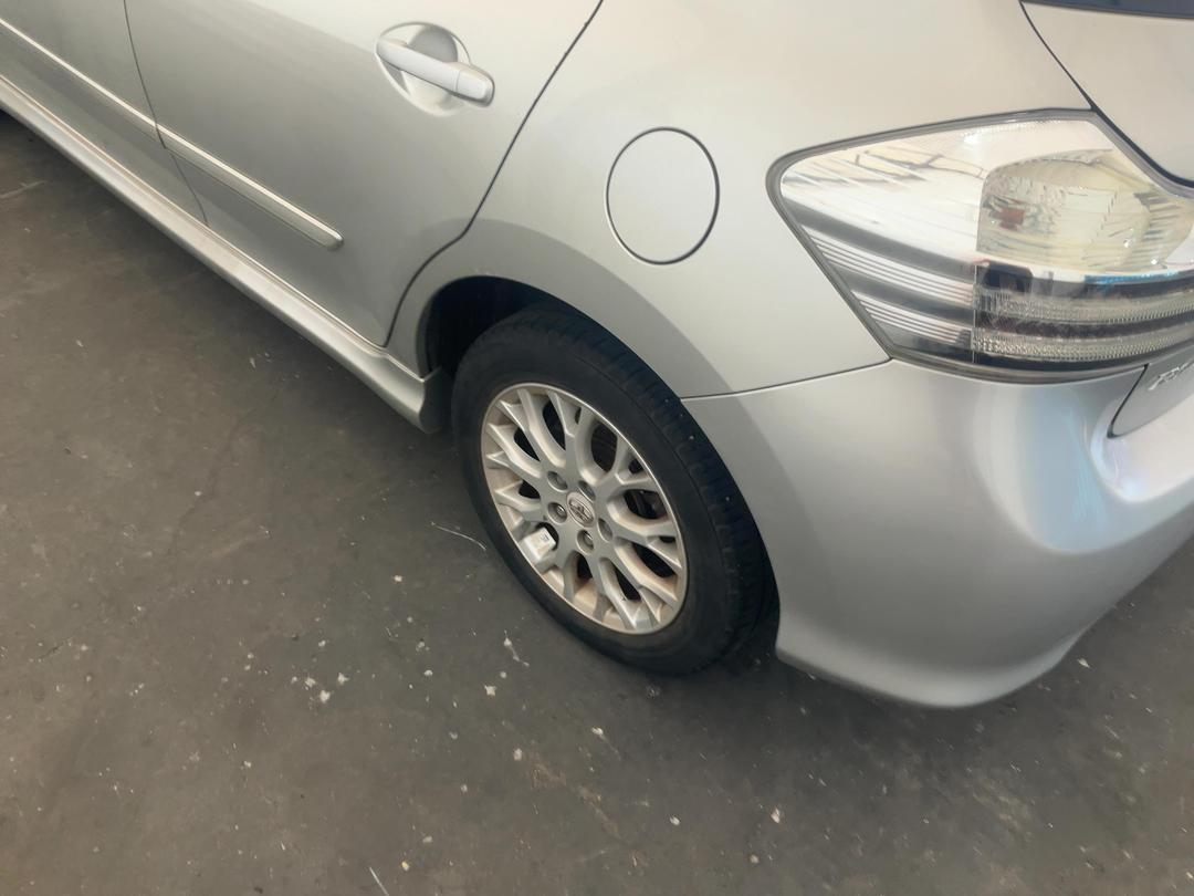 Photo '9' of Toyota Blade