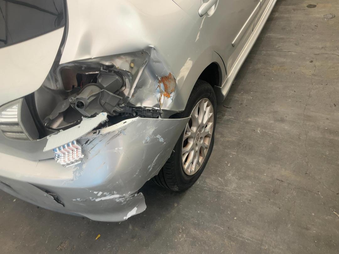 Photo '12' of Toyota Blade