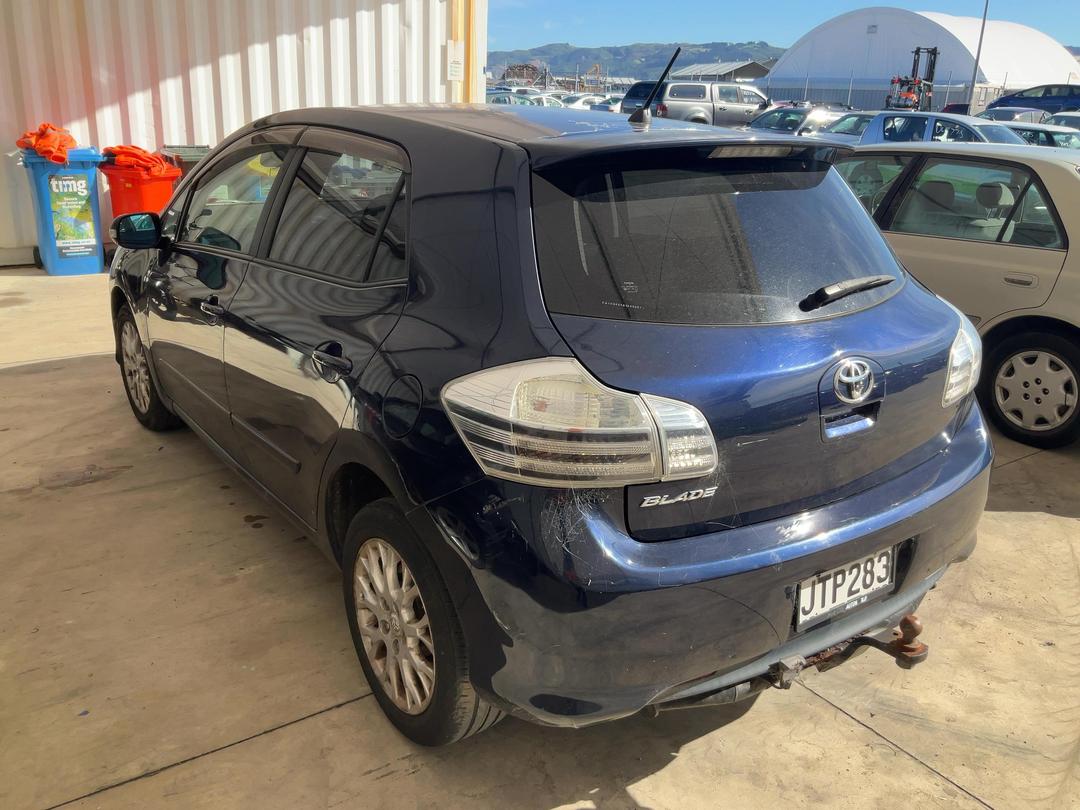 Photo '4' of Toyota Blade