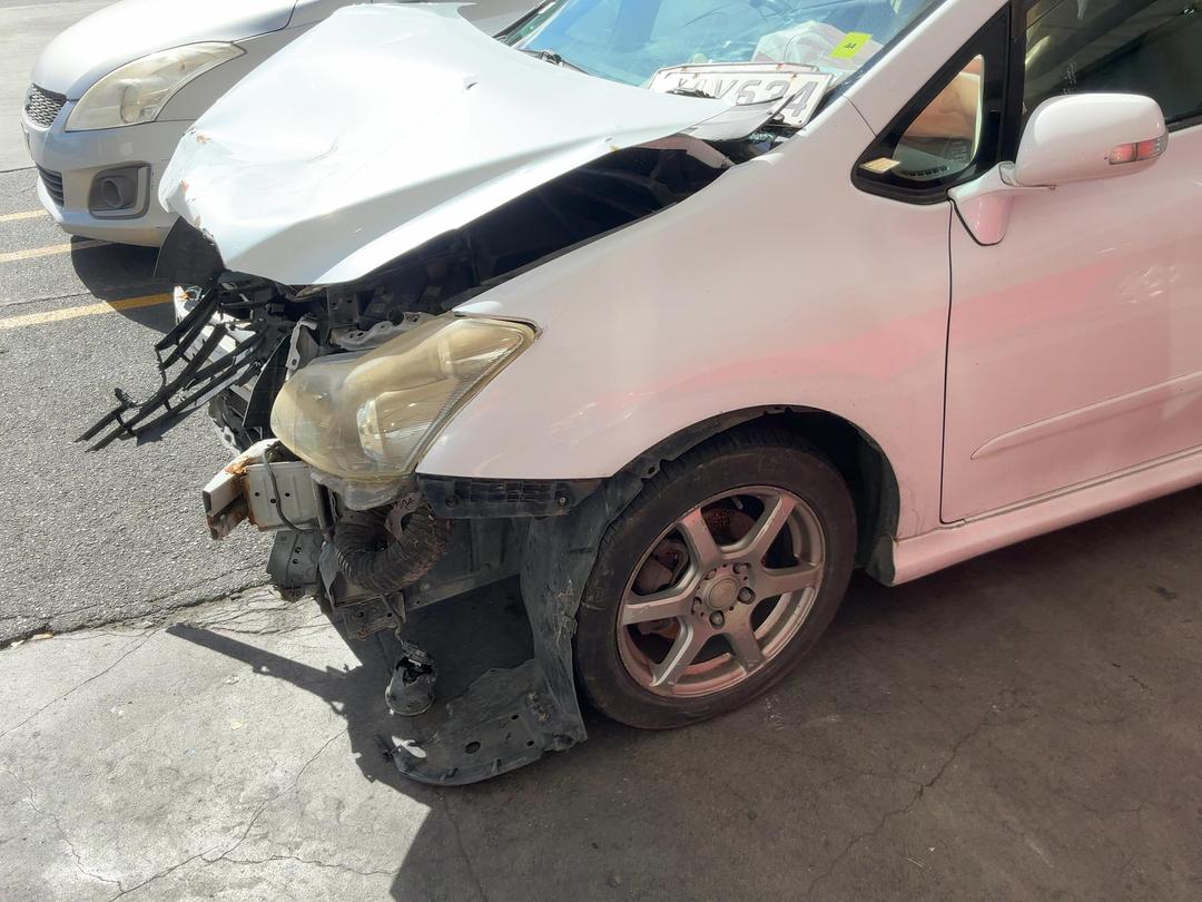 Photo '9' of Toyota Blade Photo '9' of Toyota Blade