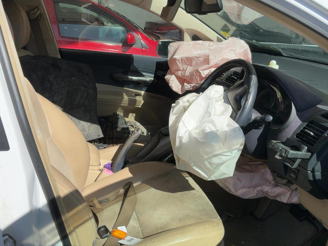 Photo '14' of Toyota Blade Photo '14' of Toyota Blade
