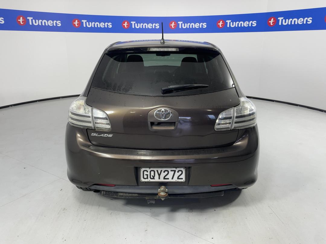 Photo '5' of Toyota Blade Photo '5' of Toyota Blade