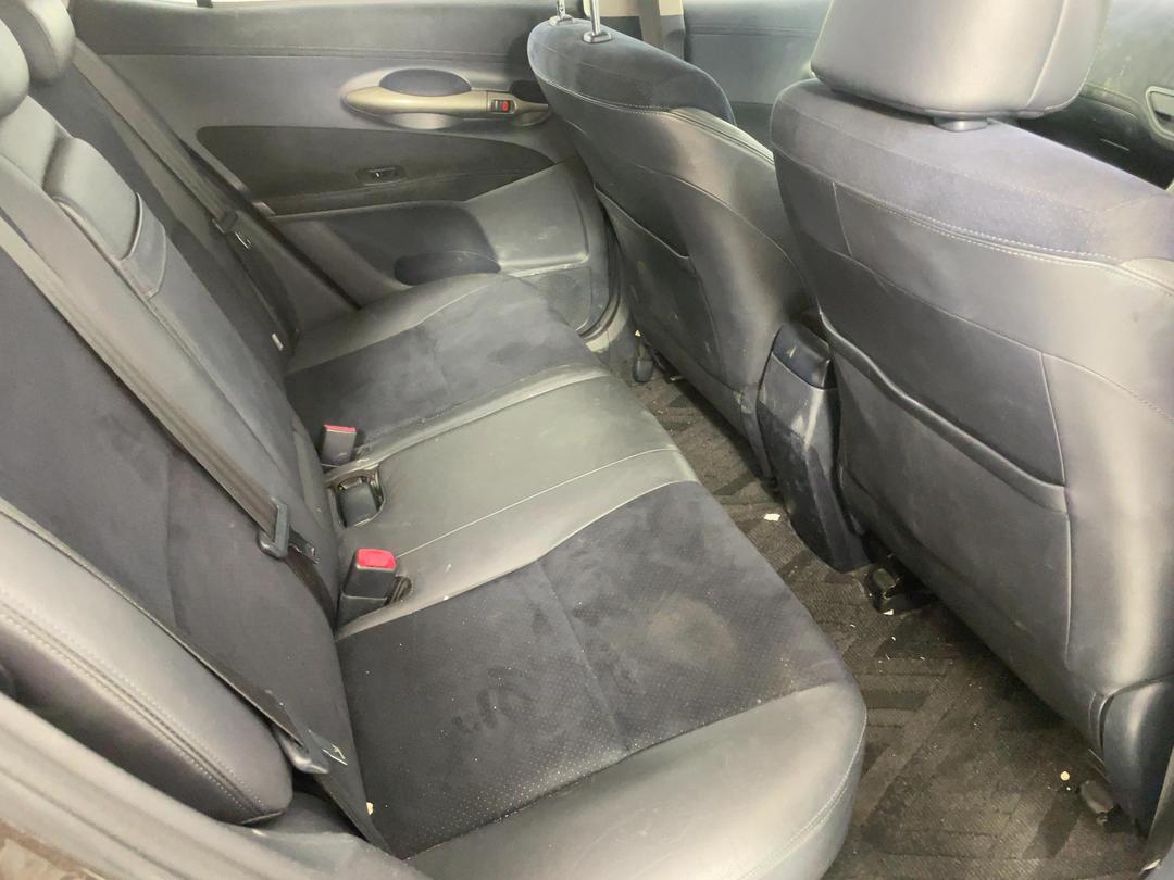 Photo '18' of Toyota Blade Photo '18' of Toyota Blade