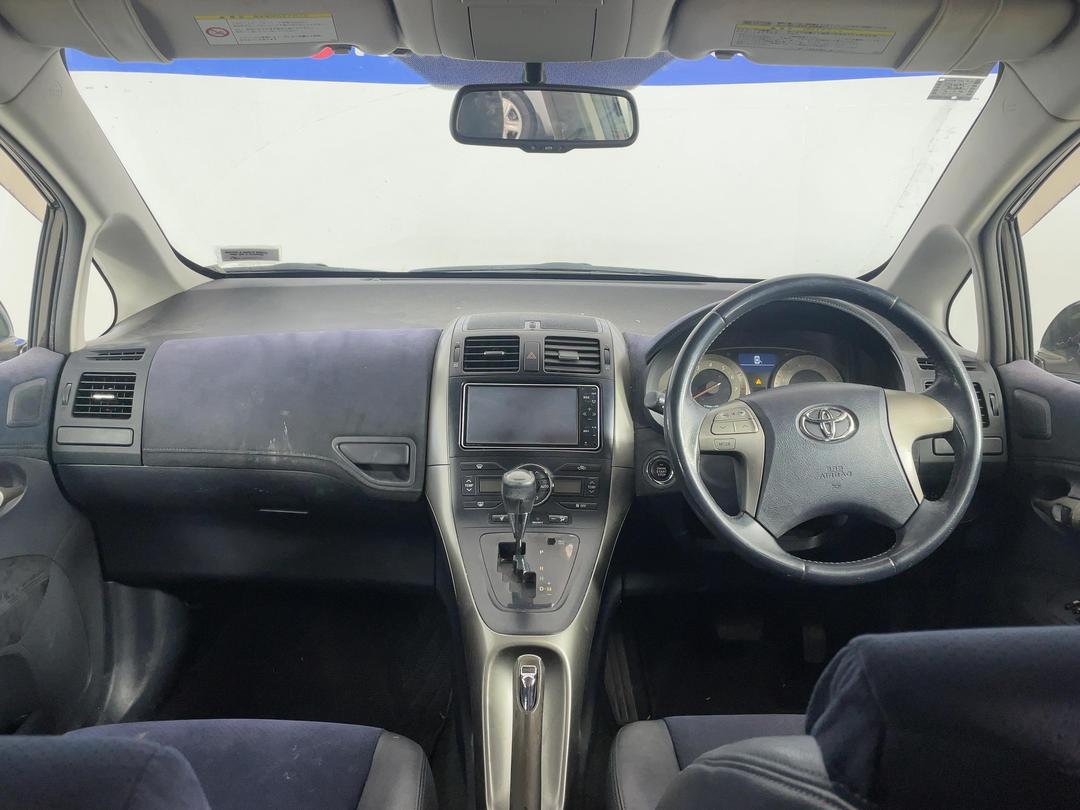 Photo '15' of Toyota Blade Photo '15' of Toyota Blade