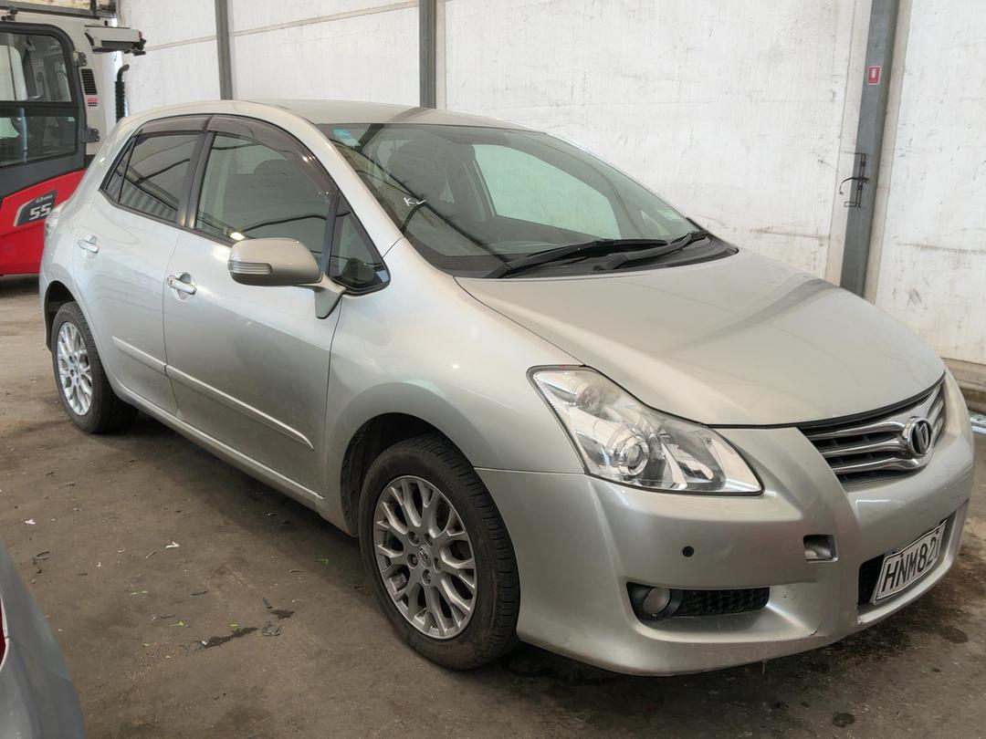 Photo '6' of Toyota Blade Photo '6' of Toyota Blade