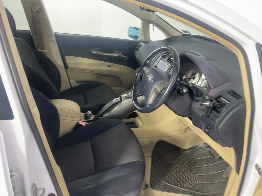 Photo '16' of Toyota Blade