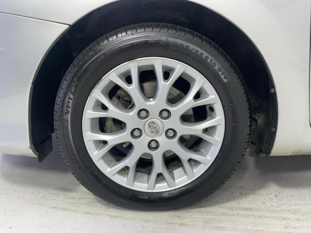 Photo '10' of Toyota Blade