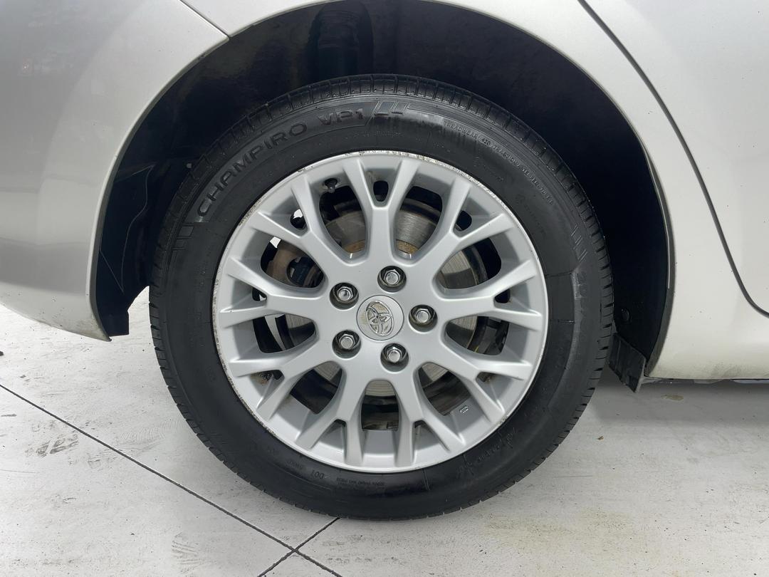 Photo '12' of Toyota Blade