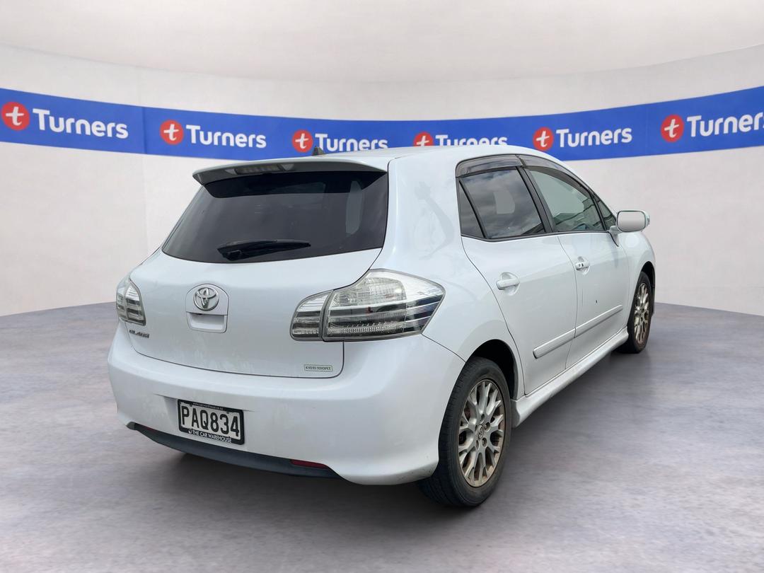 Photo '4' of Toyota Blade Photo '4' of Toyota Blade