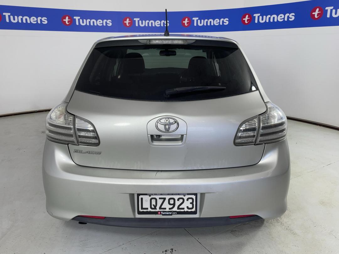 Photo '6' of Toyota Blade