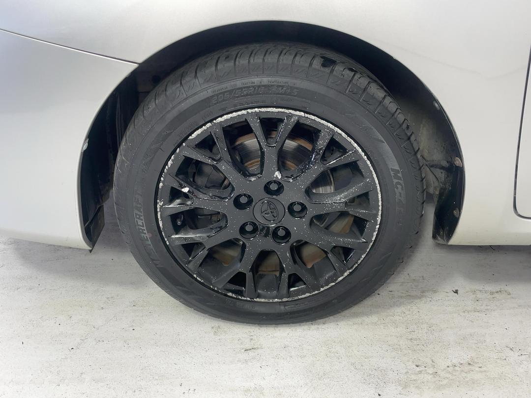 Photo '10' of Toyota Blade