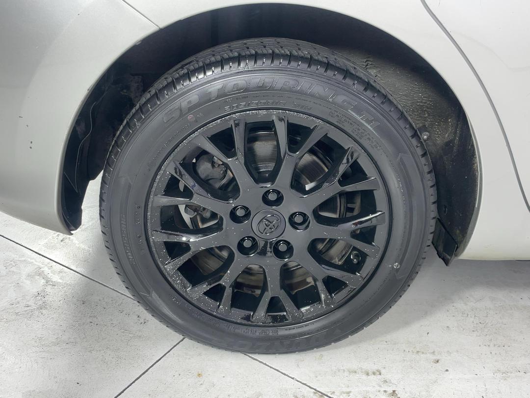 Photo '12' of Toyota Blade