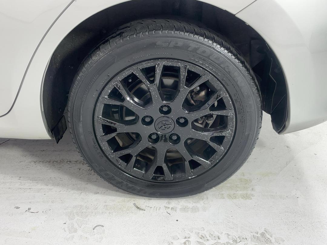 Photo '11' of Toyota Blade