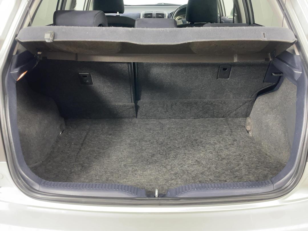 Photo '14' of Toyota Blade