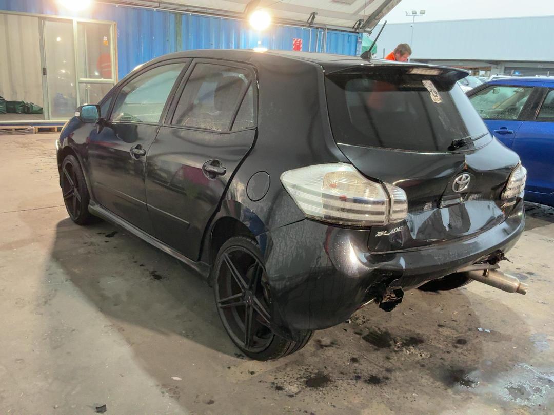 Photo '11' of Toyota Blade