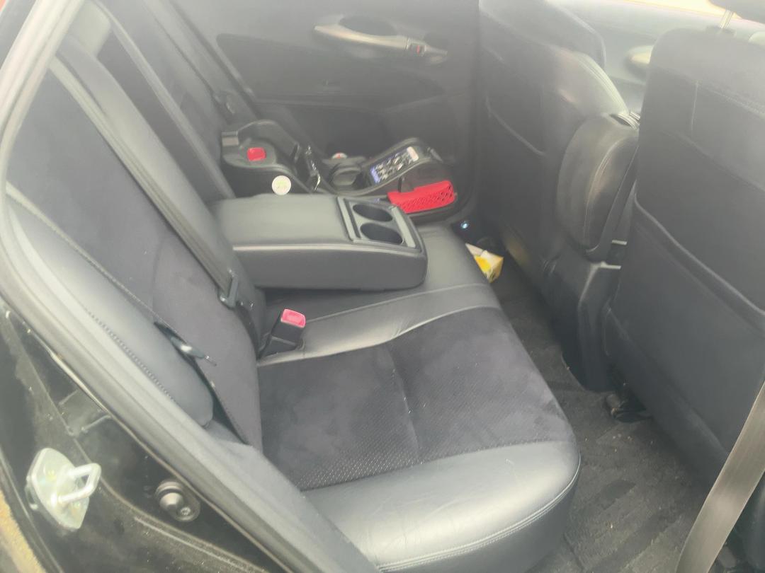 Photo '17' of Toyota Blade Photo '17' of Toyota Blade