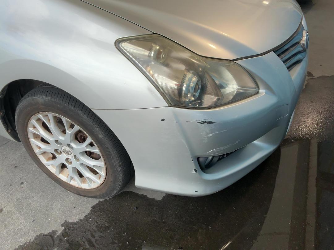 Photo '3' of Toyota Blade Photo '3' of Toyota Blade