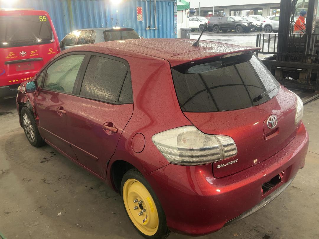 Photo '5' of Toyota Blade Photo '5' of Toyota Blade