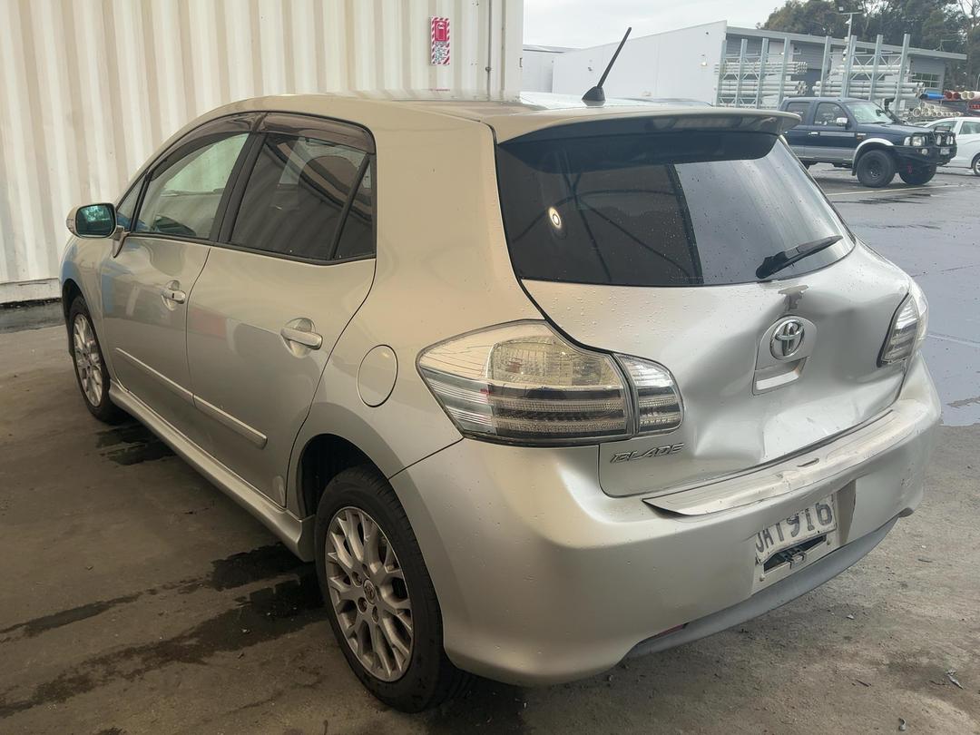 Photo '5' of Toyota Blade Photo '5' of Toyota Blade