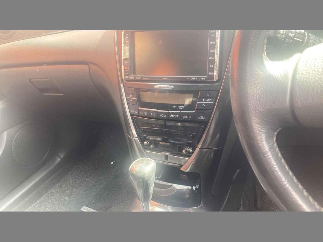 Photo '28' of Toyota Caldina Photo '28' of Toyota Caldina