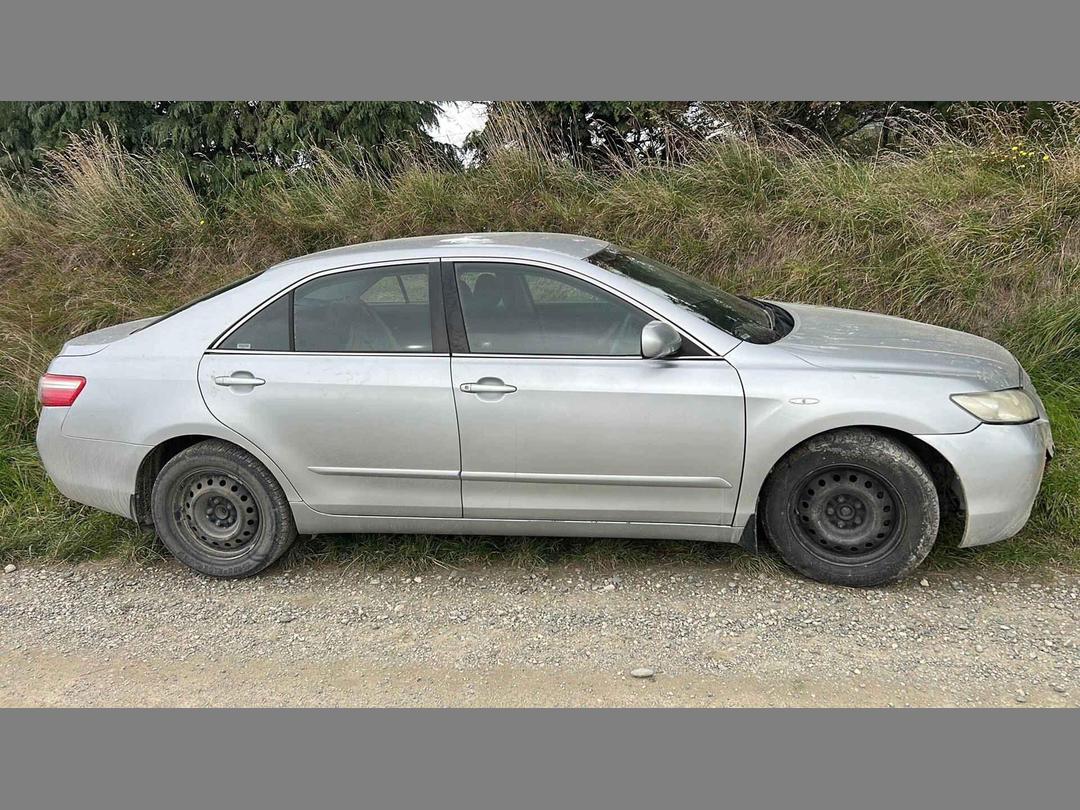 Photo '3' of Toyota Camry GL