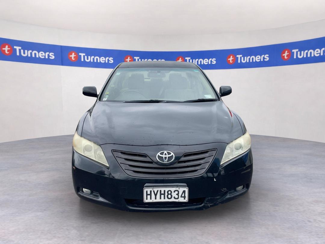 Photo '2' of Toyota Camry Photo '2' of Toyota Camry
