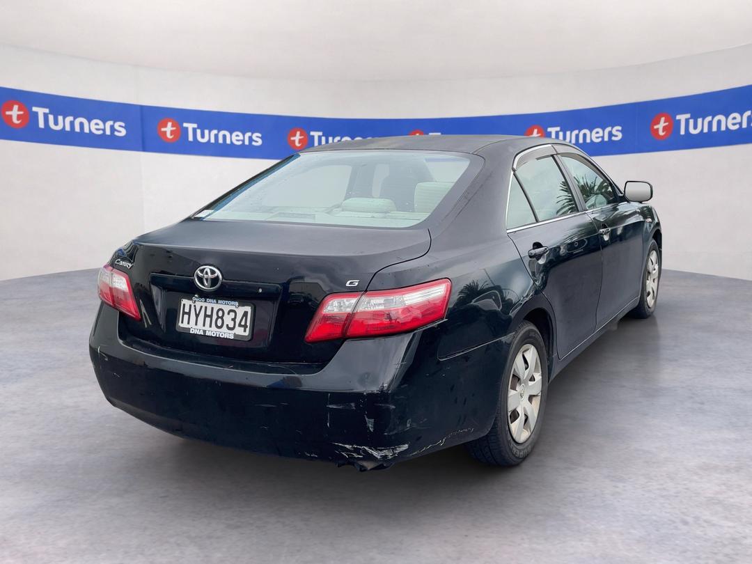 Photo '6' of Toyota Camry Photo '6' of Toyota Camry