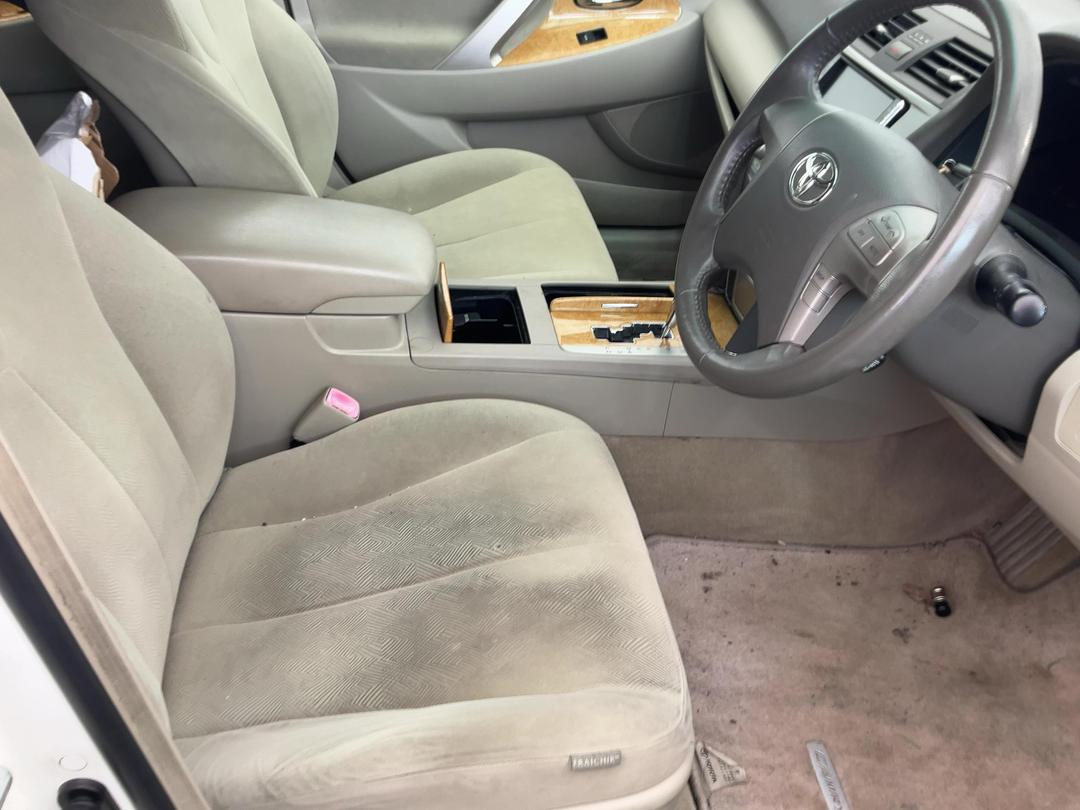 Photo '11' of Toyota Camry