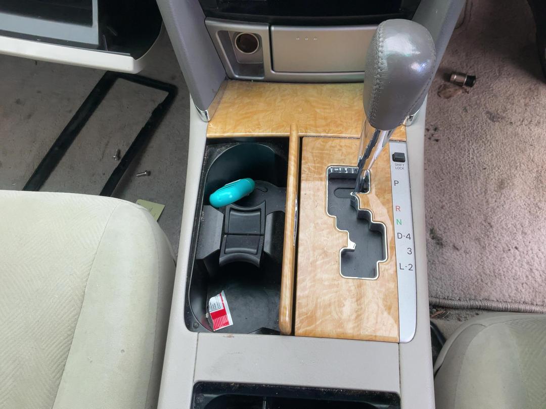 Photo '14' of Toyota Camry
