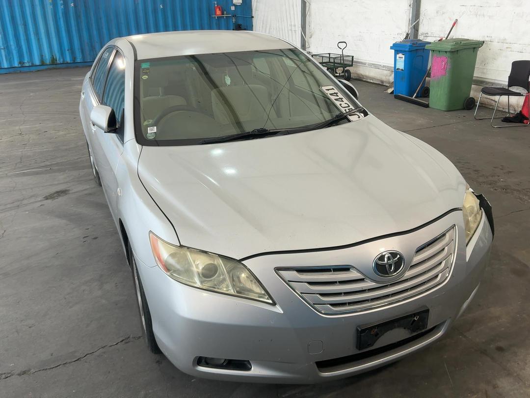 Photo '3' of Toyota Camry Photo '3' of Toyota Camry