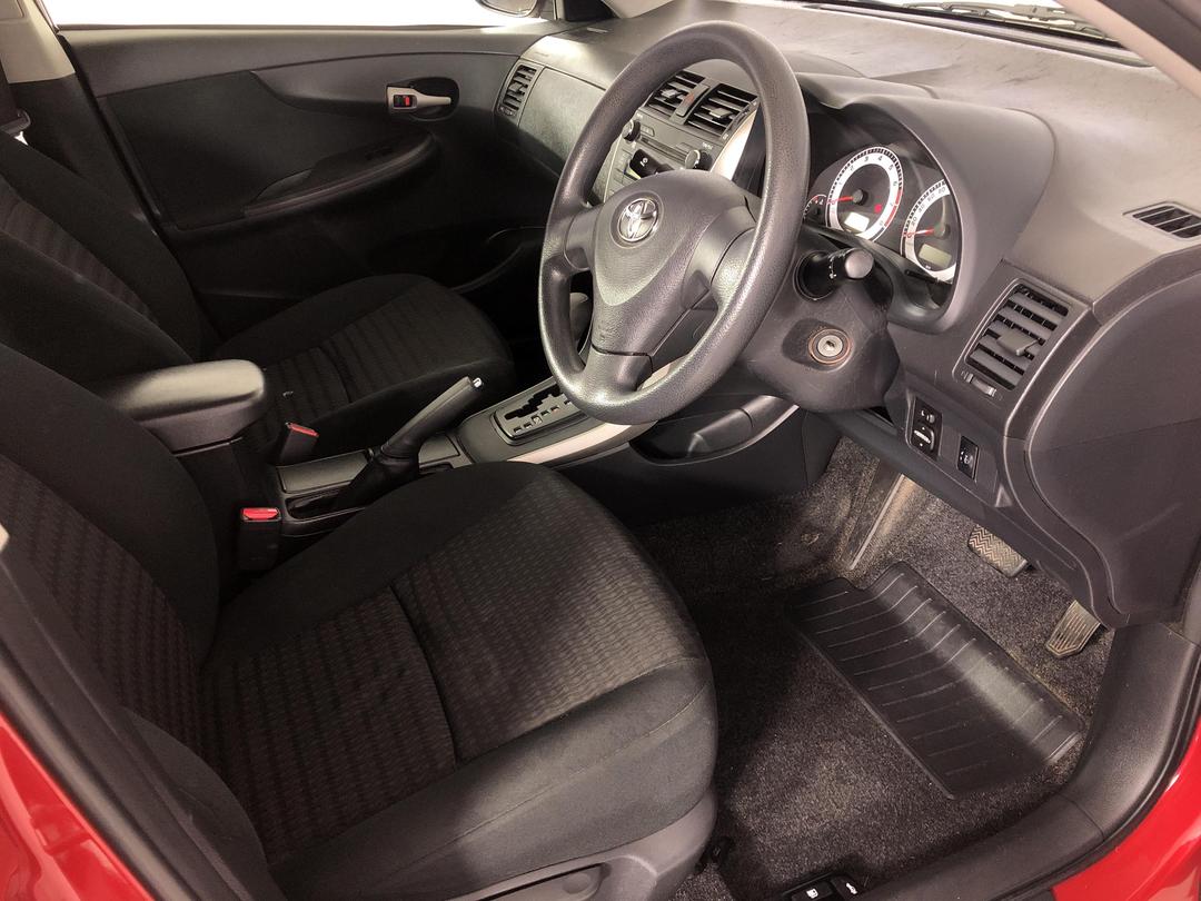 Photo '16' of Toyota Corolla