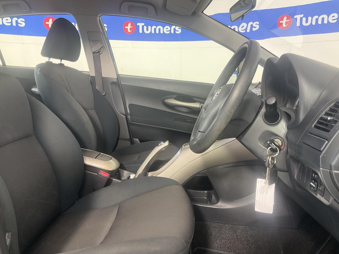 Photo '16' of Toyota Corolla