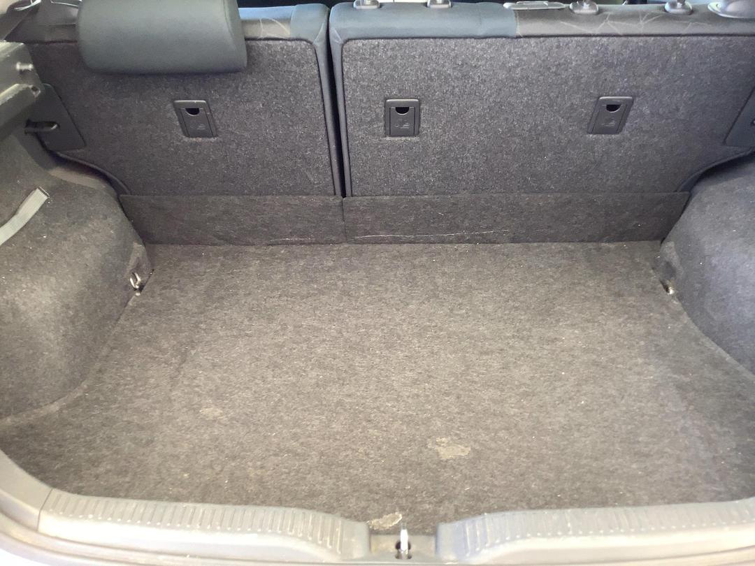 Photo '7' of Toyota Corolla GX