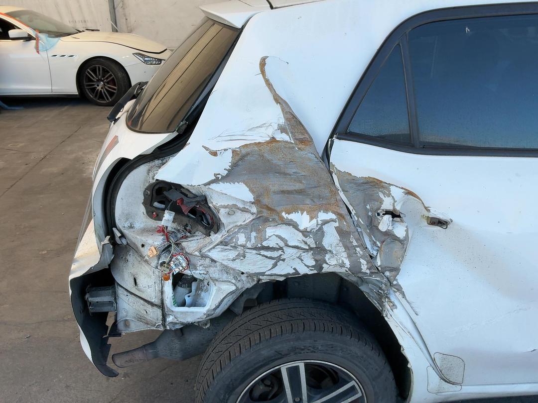 Photo '17' of Toyota Corolla GX Photo '17' of Toyota Corolla GX