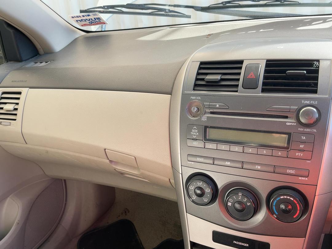 Photo '18' of Toyota Corolla Photo '18' of Toyota Corolla