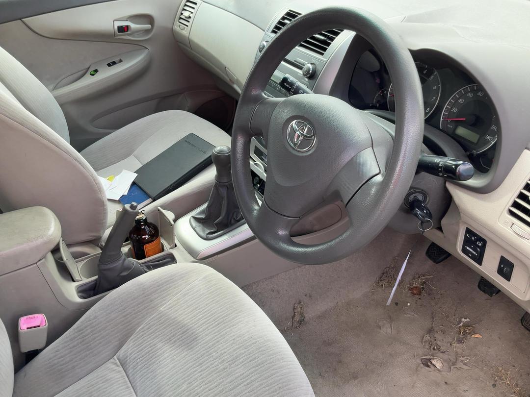 Photo '18' of Toyota Corolla Photo '18' of Toyota Corolla