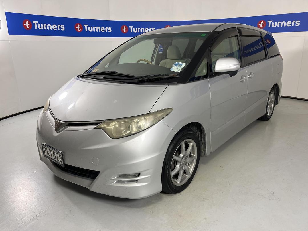 Photo '4' of Toyota Estima