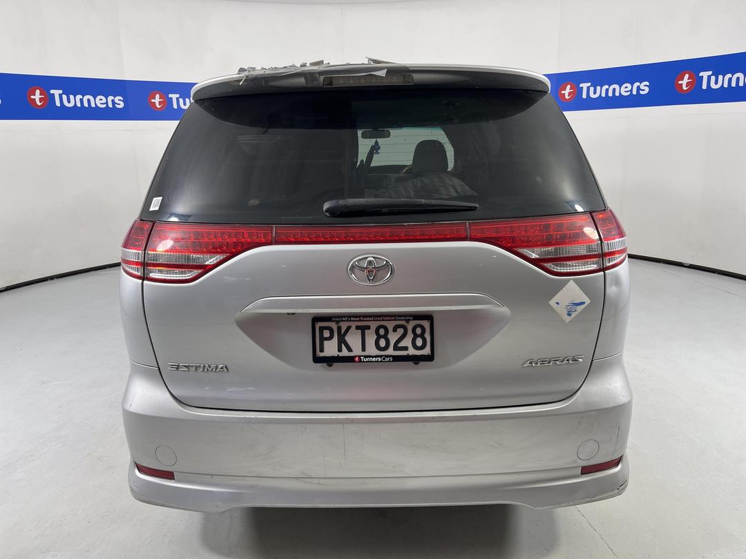 Photo '6' of Toyota Estima