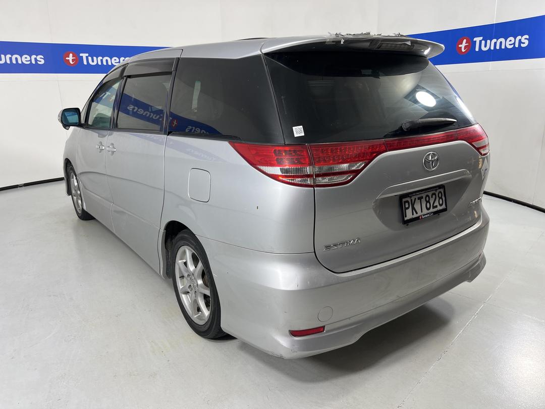 Photo '5' of Toyota Estima