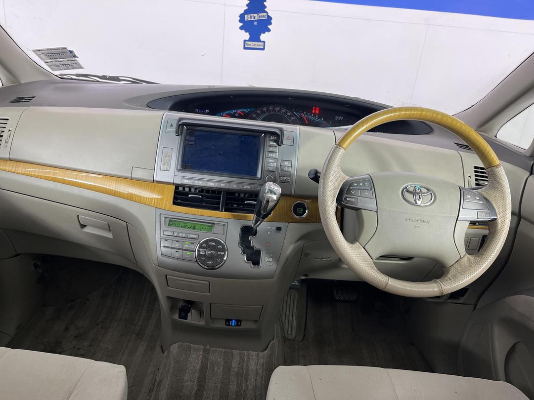 Photo '17' of Toyota Estima