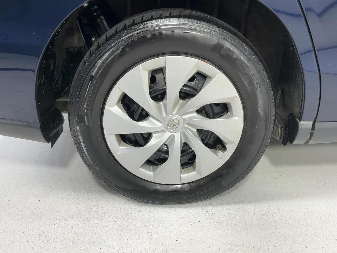 Photo '12' of Toyota Estima